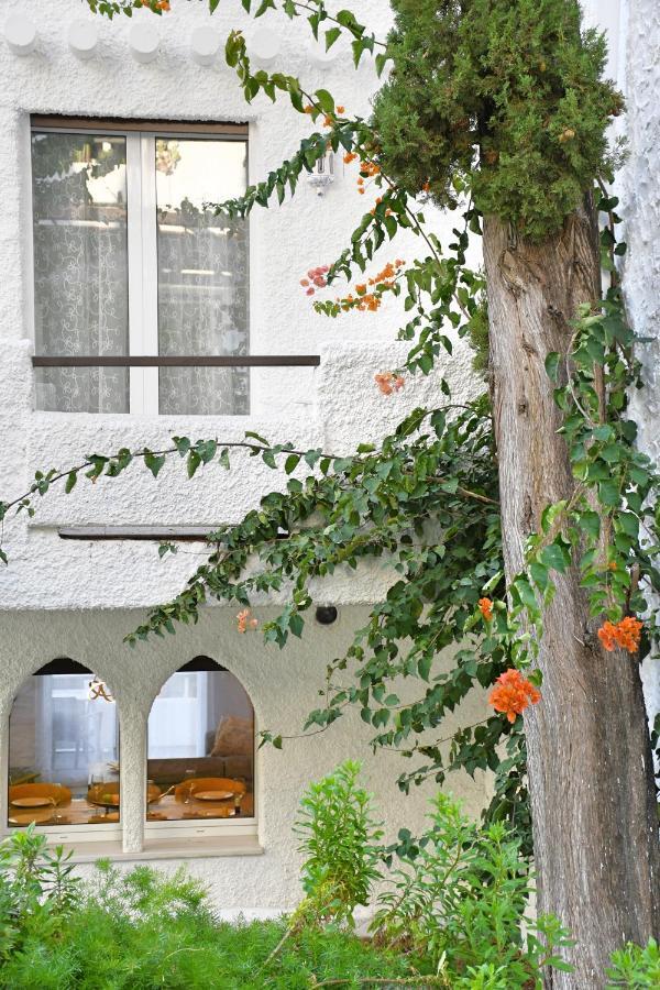 Yellow Jasper - Gemstone Getaway Marbella Luaran gambar